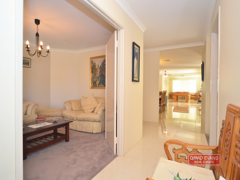 20 Seville Crest, Mindarie WA 6030