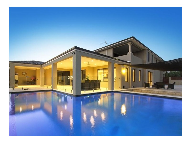 258 Neaves Road, Mariginiup WA 6065