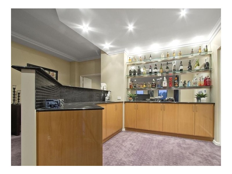 258 Neaves Road, Mariginiup WA 6065