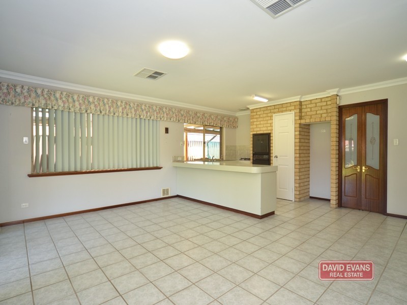 32 Quinault Loop, Joondalup WA 6027