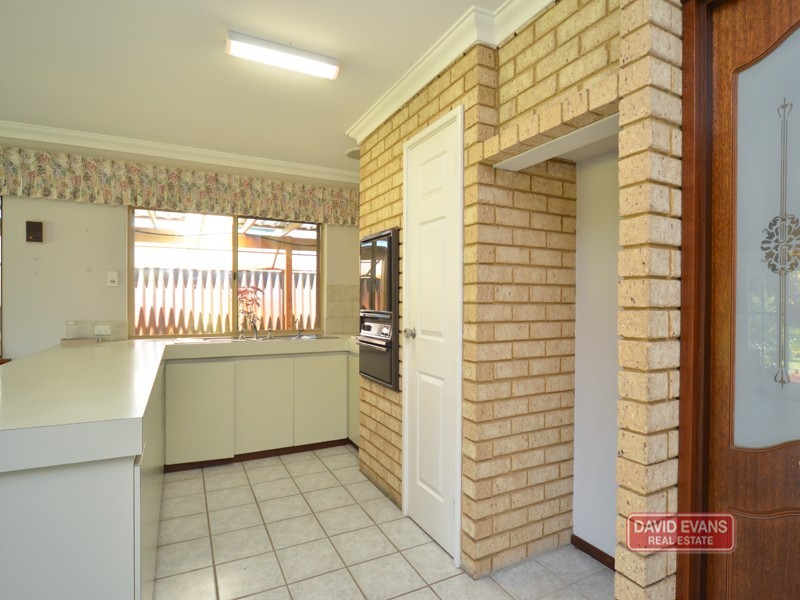 32 Quinault Loop, Joondalup WA 6027