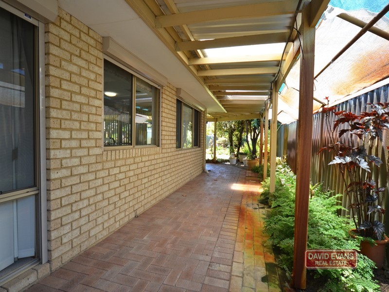 32 Quinault Loop, Joondalup WA 6027