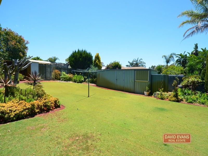 32 Quinault Loop, Joondalup WA 6027