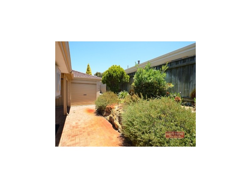 32 Quinault Loop, Joondalup WA 6027