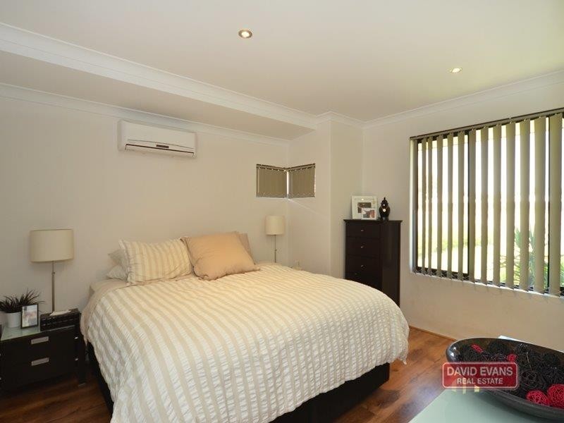 31 Brunswick Circ, Banksia Grove WA 6031