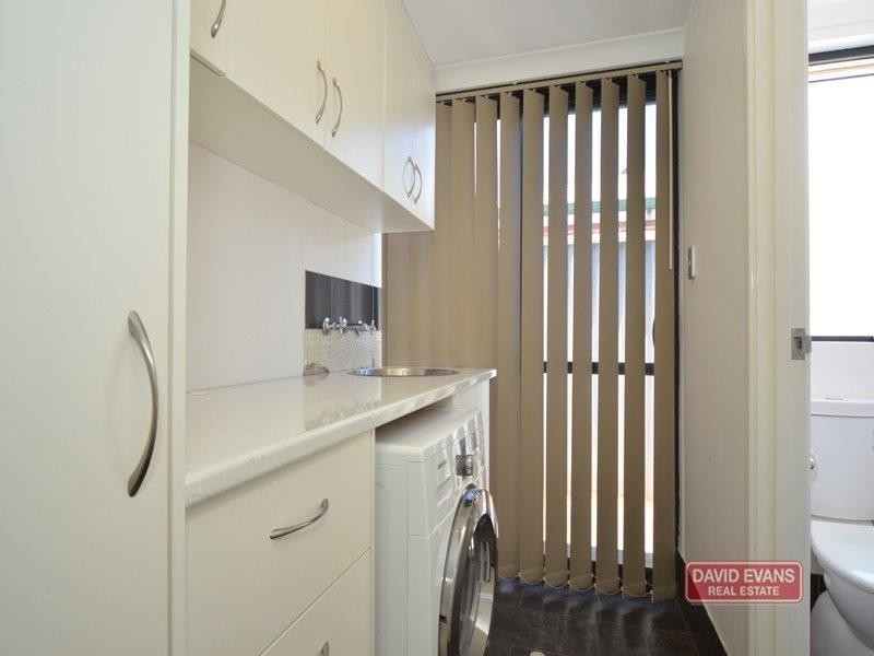 31 Brunswick Circ, Banksia Grove WA 6031