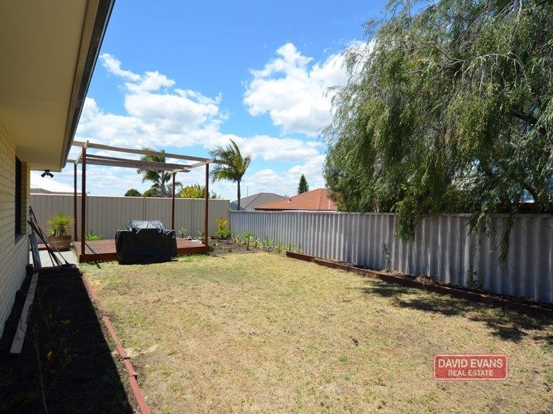 31 Brunswick Circ, Banksia Grove WA 6031