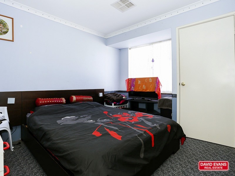 8 Aberdeen Way, Kinross WA 6028