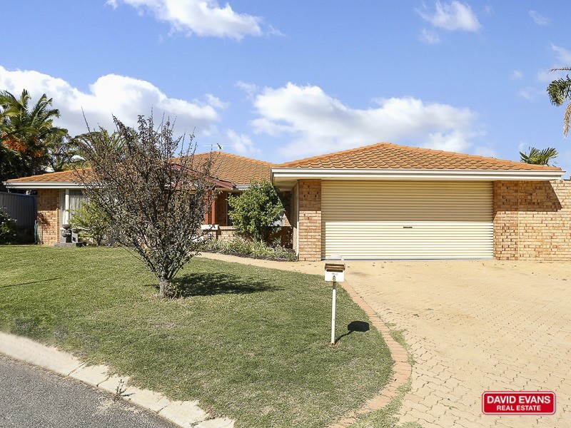 8 Aberdeen Way, Kinross WA 6028