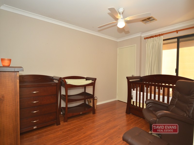 11 Colwyn Loop, Tapping WA 6065