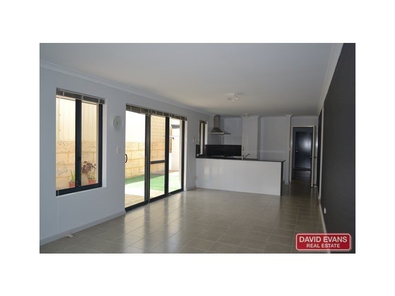 22 Fogliani Loop, Sinagra WA 6065