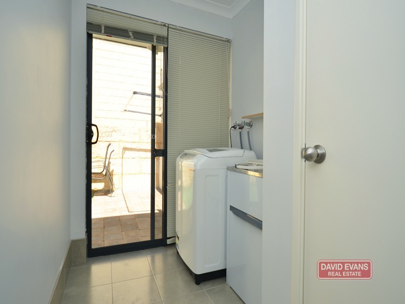 22 Fogliani Loop, Sinagra WA 6065