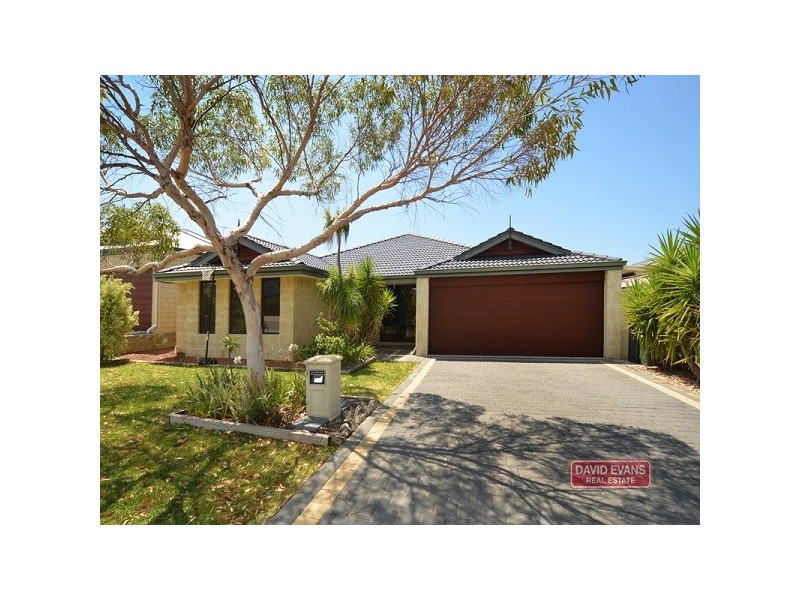 10 Alandale Bend, Banksia Grove WA 6031