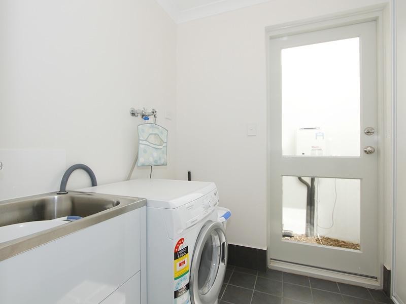 48 Kahana Parkway, Butler WA 6036