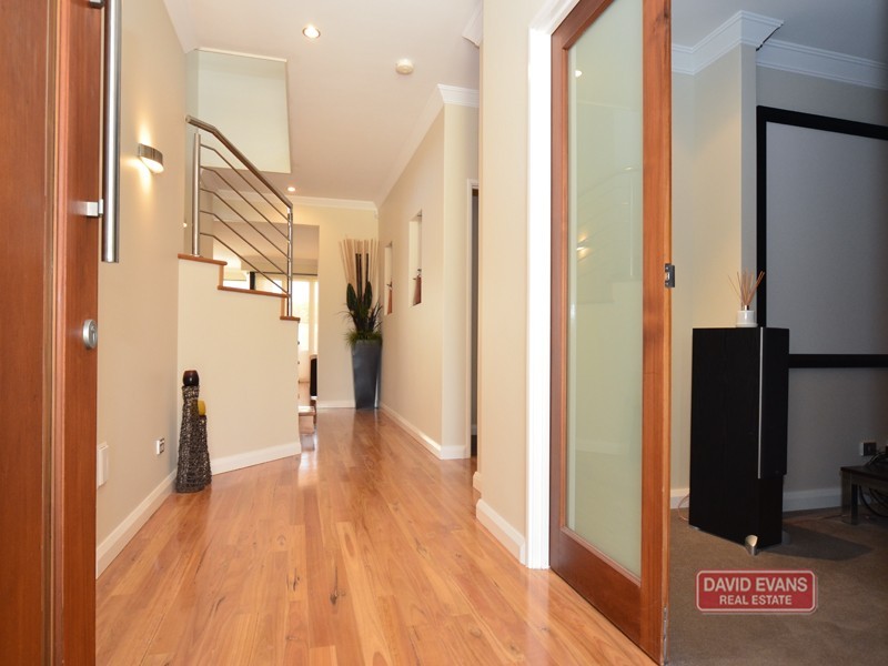 20 Venice Entrance, Iluka WA 6028