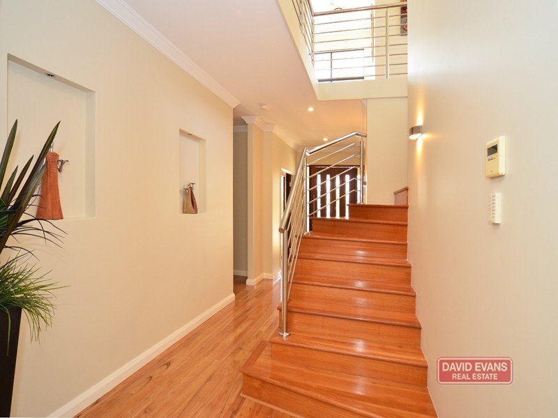 20 Venice Entrance, Iluka WA 6028