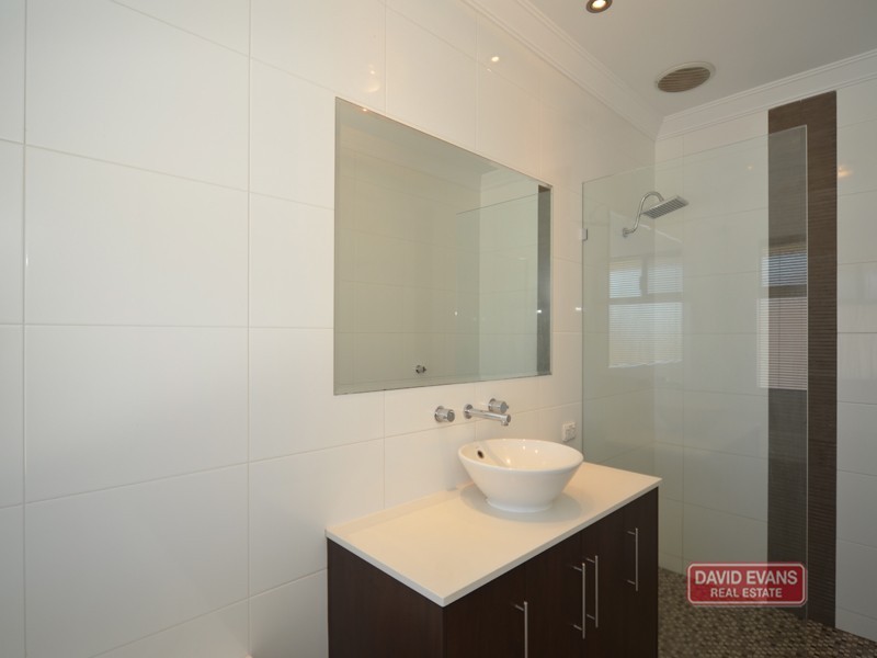 20 Venice Entrance, Iluka WA 6028