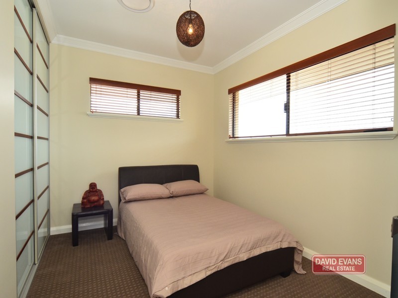 20 Venice Entrance, Iluka WA 6028