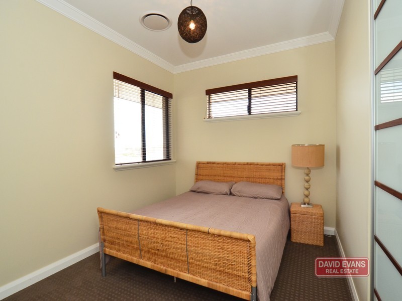 20 Venice Entrance, Iluka WA 6028