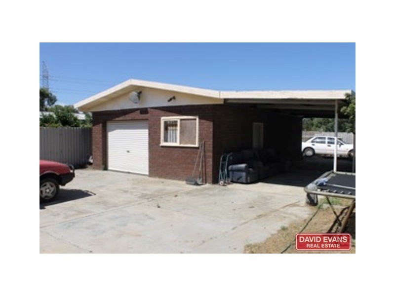 12 Brown Street, Middle Swan WA 6056