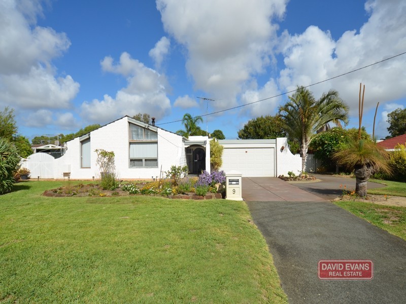 9 Huntsville Crt, Wanneroo WA 6065