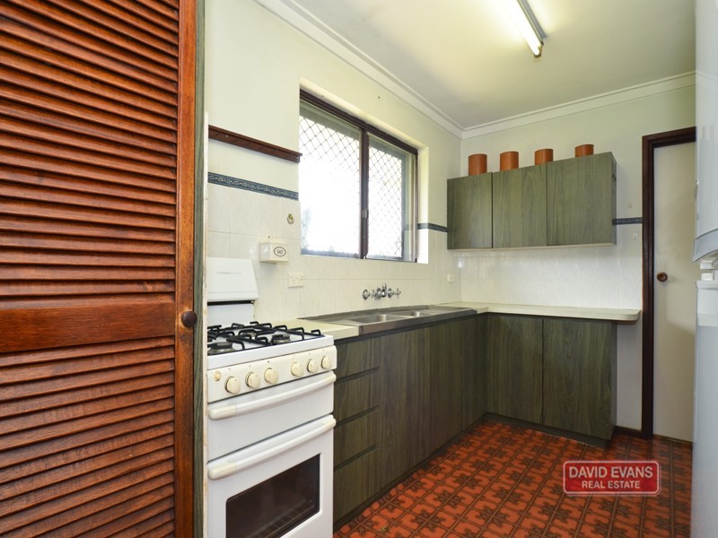 9 Huntsville Crt, Wanneroo WA 6065
