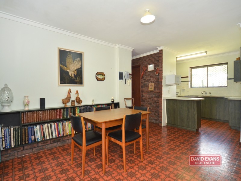 9 Huntsville Crt, Wanneroo WA 6065