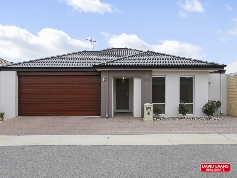 19 Scottsdale Cct, Currambine WA 6028