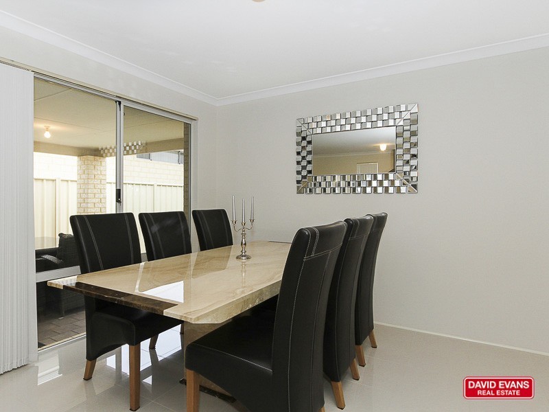 19 Scottsdale Cct, Currambine WA 6028