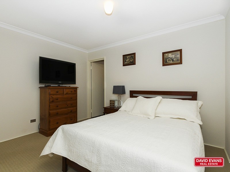 19 Scottsdale Cct, Currambine WA 6028