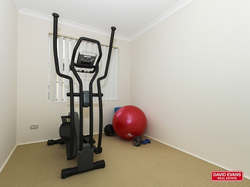 19 Scottsdale Cct, Currambine WA 6028