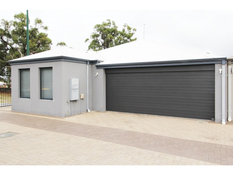 4/2 Marathon Loop, Madeley WA 6065