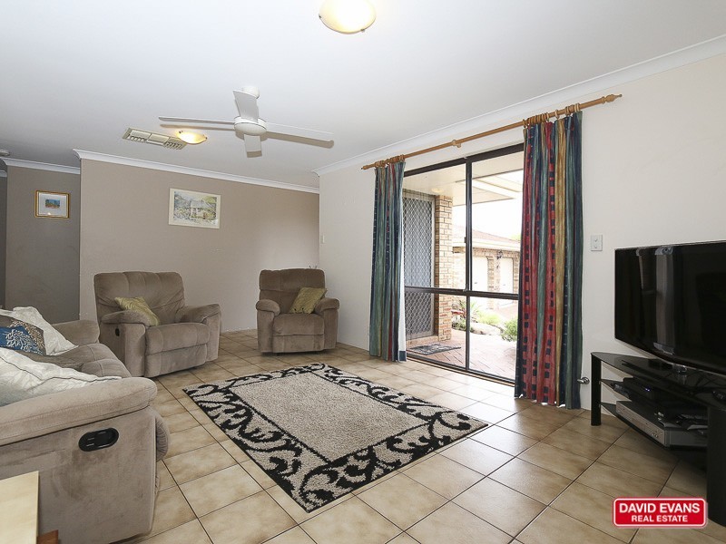 7 CHARON PLACE, Craigie WA 6025