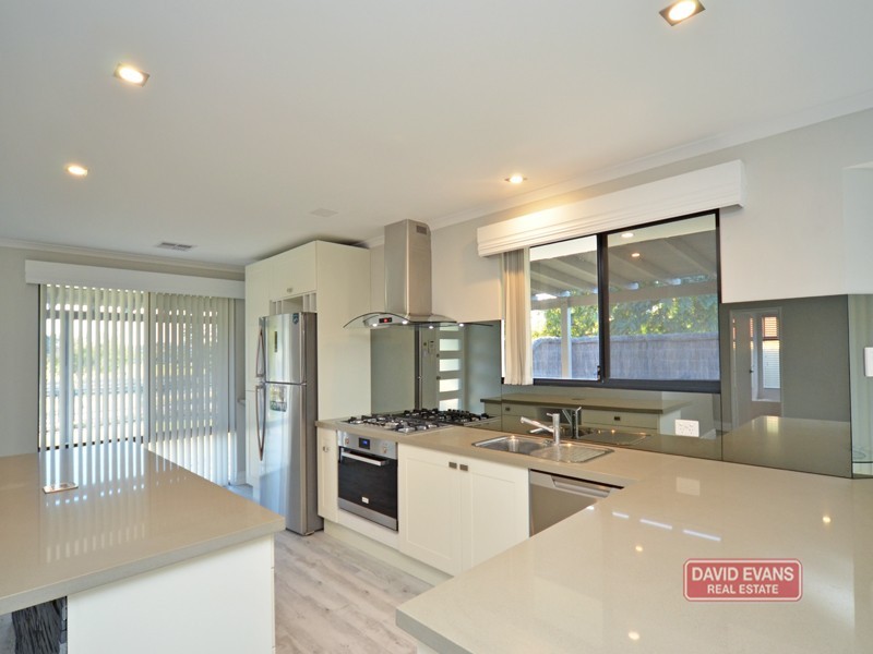 2 Foxton Way, Butler WA 6036