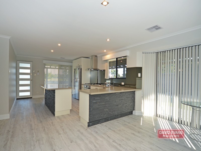 2 Foxton Way, Butler WA 6036