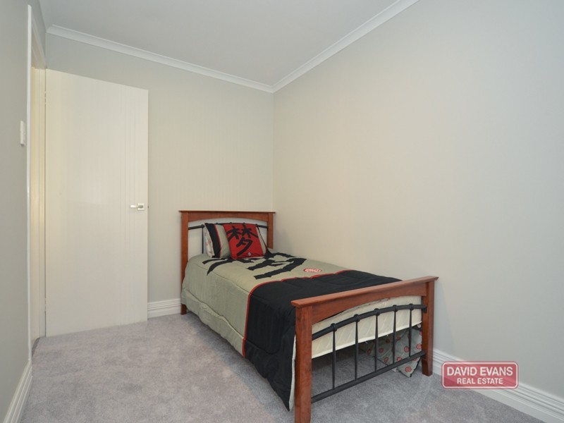 2 Foxton Way, Butler WA 6036