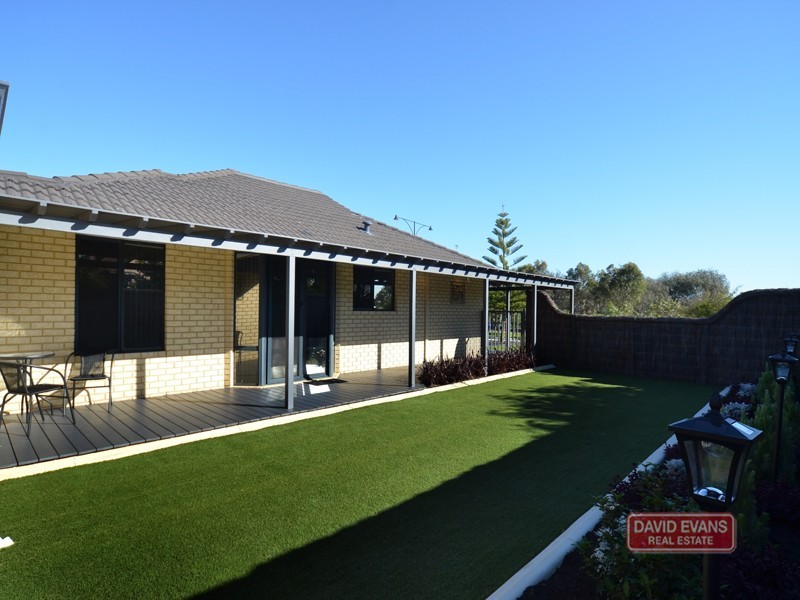 2 Foxton Way, Butler WA 6036