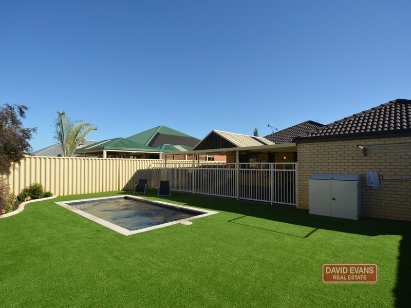 2 Foxton Way, Butler WA 6036