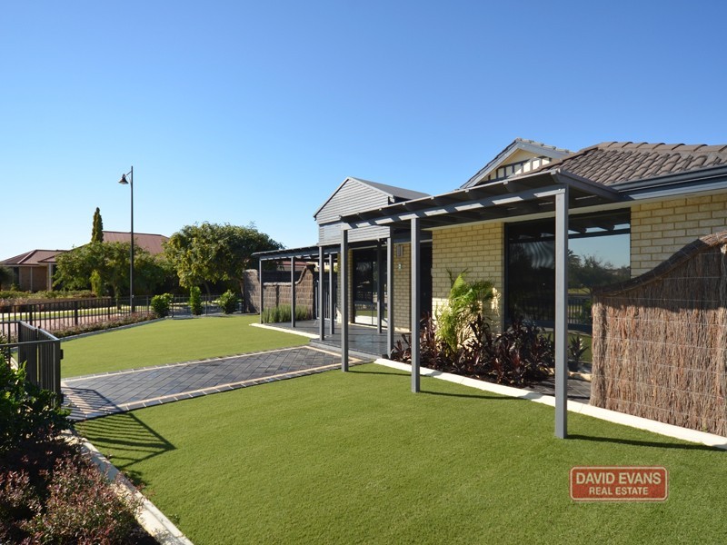2 Foxton Way, Butler WA 6036