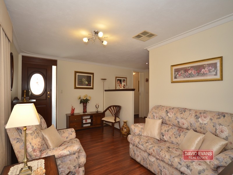 4 Pirra Court, Craigie WA 6025