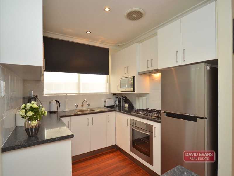 4 Pirra Court, Craigie WA 6025