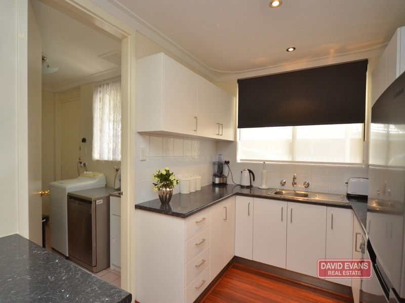 4 Pirra Court, Craigie WA 6025