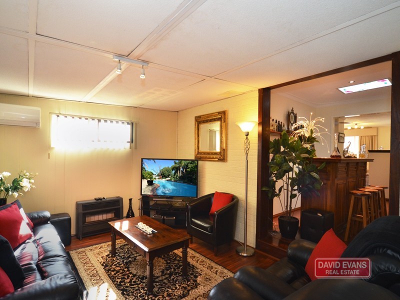 4 Pirra Court, Craigie WA 6025