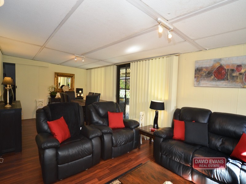 4 Pirra Court, Craigie WA 6025