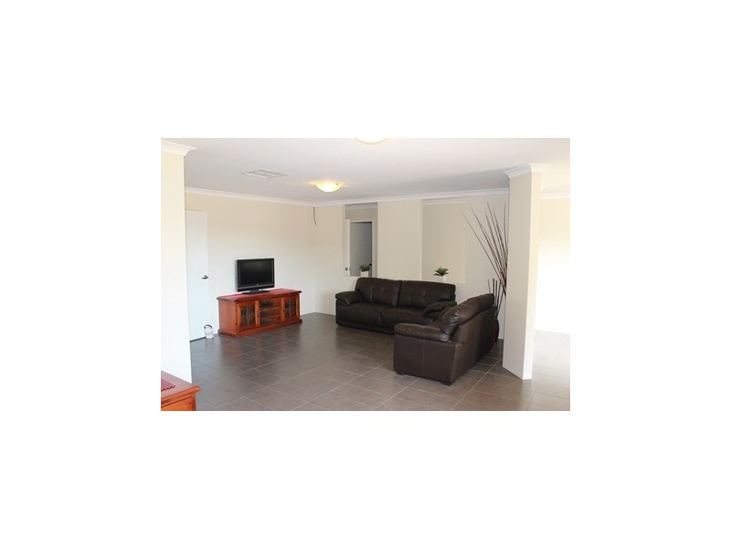 120 Paperbark Ave, Gabbadah WA 6041