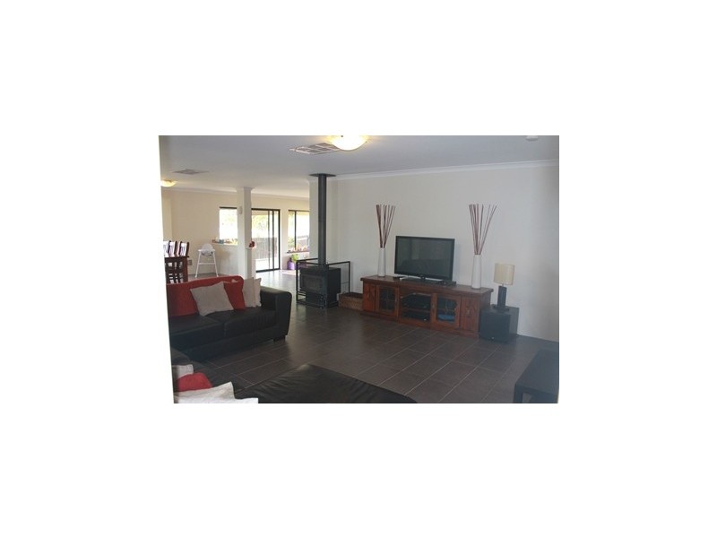 120 Paperbark Ave, Gabbadah WA 6041