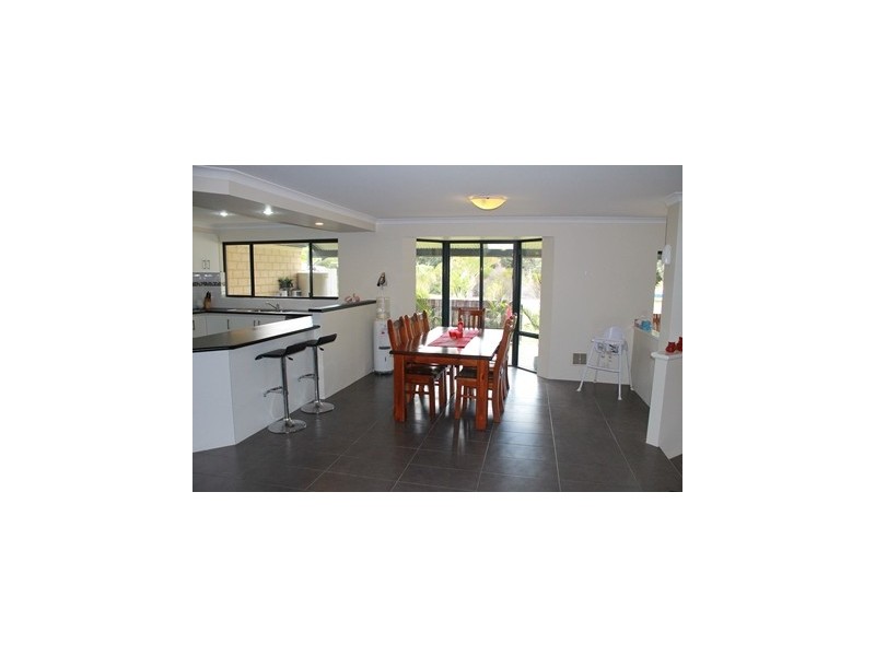 120 Paperbark Ave, Gabbadah WA 6041