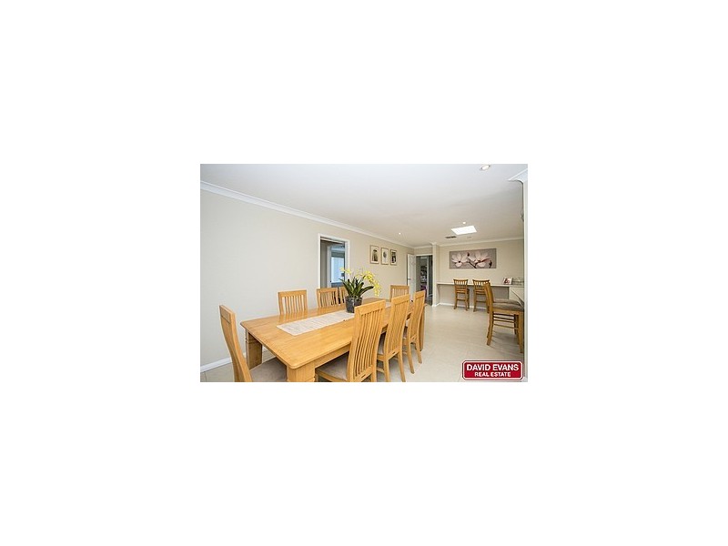 25 Knightsbridge Crescent, Mullaloo WA 6027