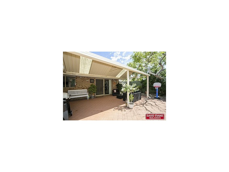 25 Knightsbridge Crescent, Mullaloo WA 6027