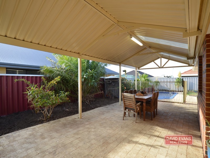 12 Alpina Promenade, Banksia Grove WA 6031
